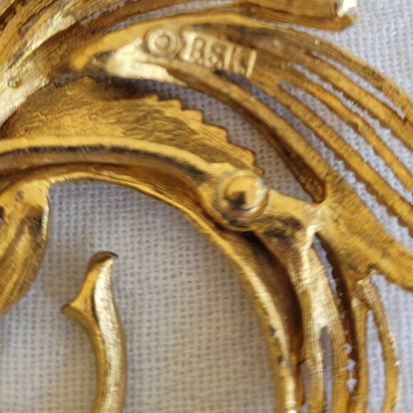 Vintage BSK Gold Tone Brooch - Unique Design - Picture 10 of 12